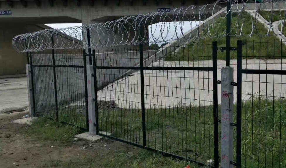 防爬鐵絲網 防爬鐵絲網