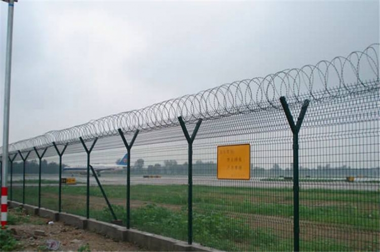機(jī)場(chǎng)護(hù)欄網(wǎng)規(guī)格